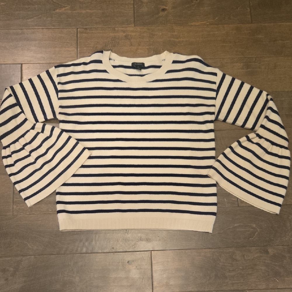 Halogen Navy and Cream Striped Sweater Womens Size M, Bell Sleeves, Cree Neck